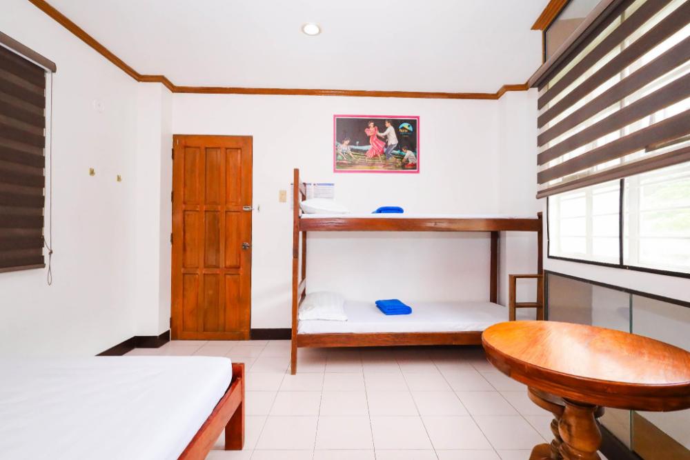 mayon backpackers hostel