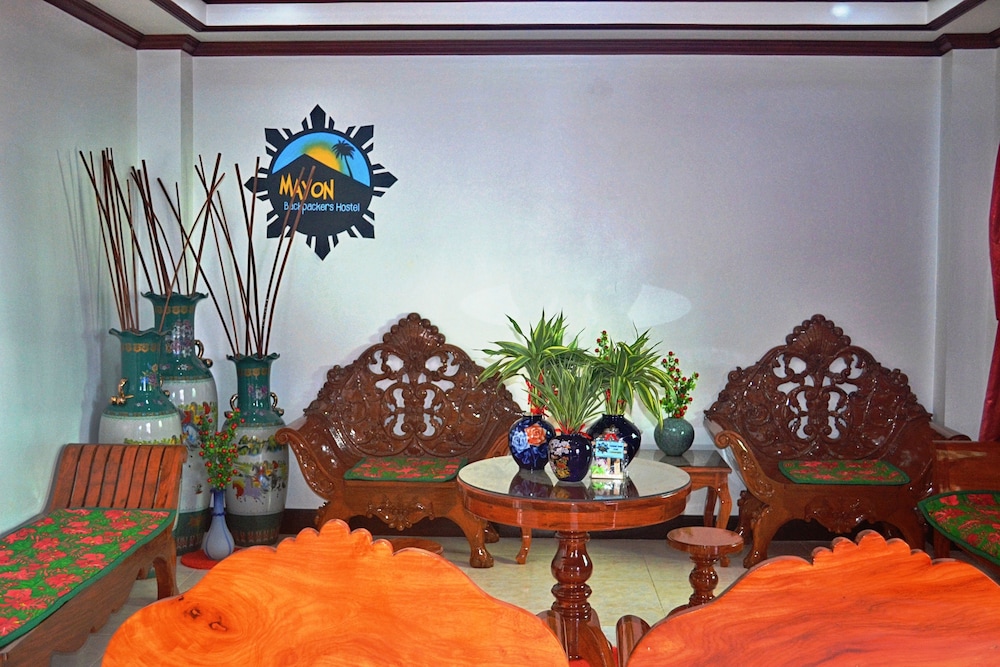 mayon backpackers hostel
