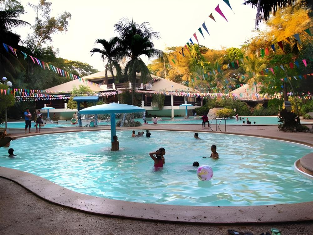 lisland rainforest resort