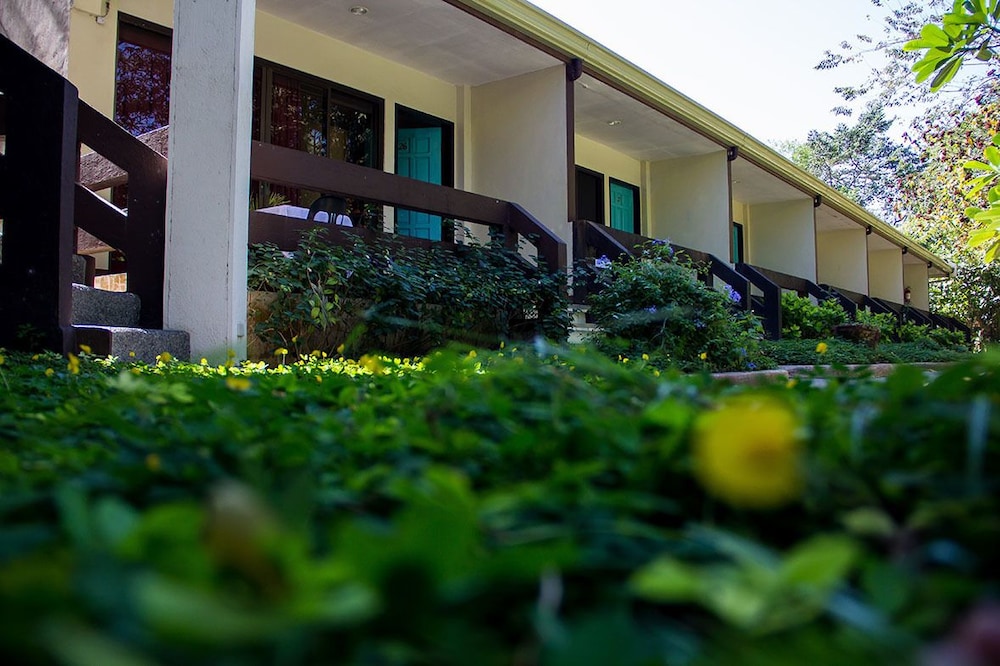 lisland rainforest resort