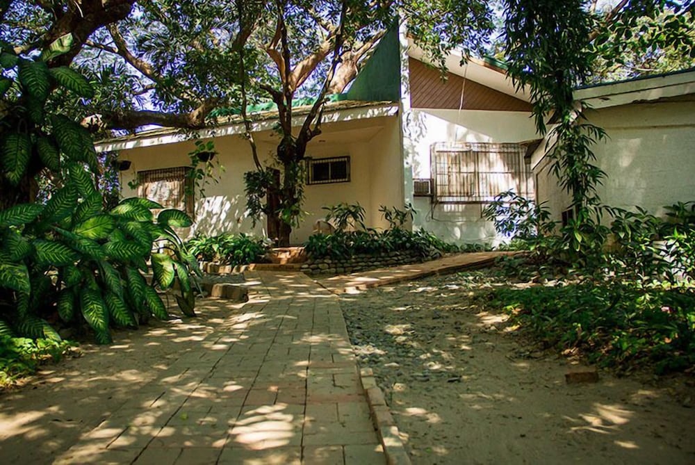 lisland rainforest resort