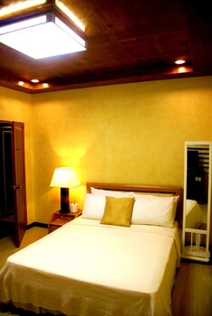 potipot gateway resort