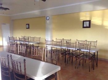 Ukl Ever Resort Hotel,Laoag>>Ilocos Norte,3 star