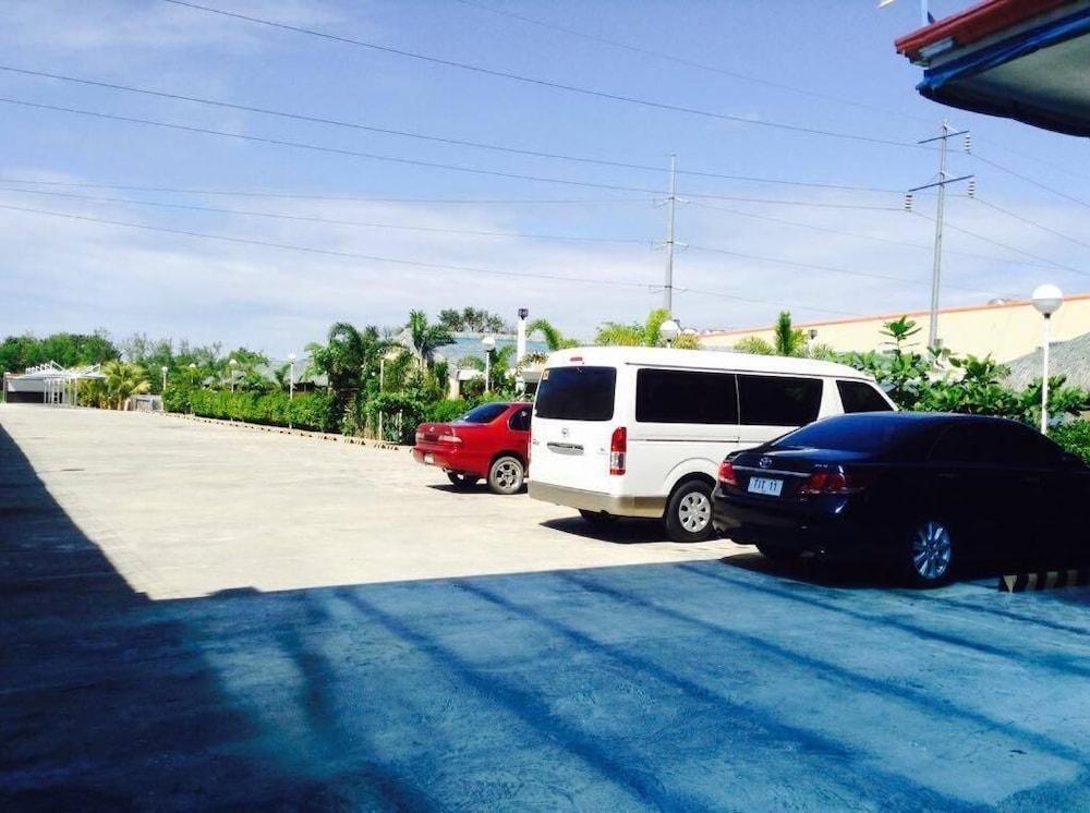 ukl ever resort hotel