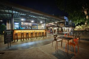 coron soleil express hotel