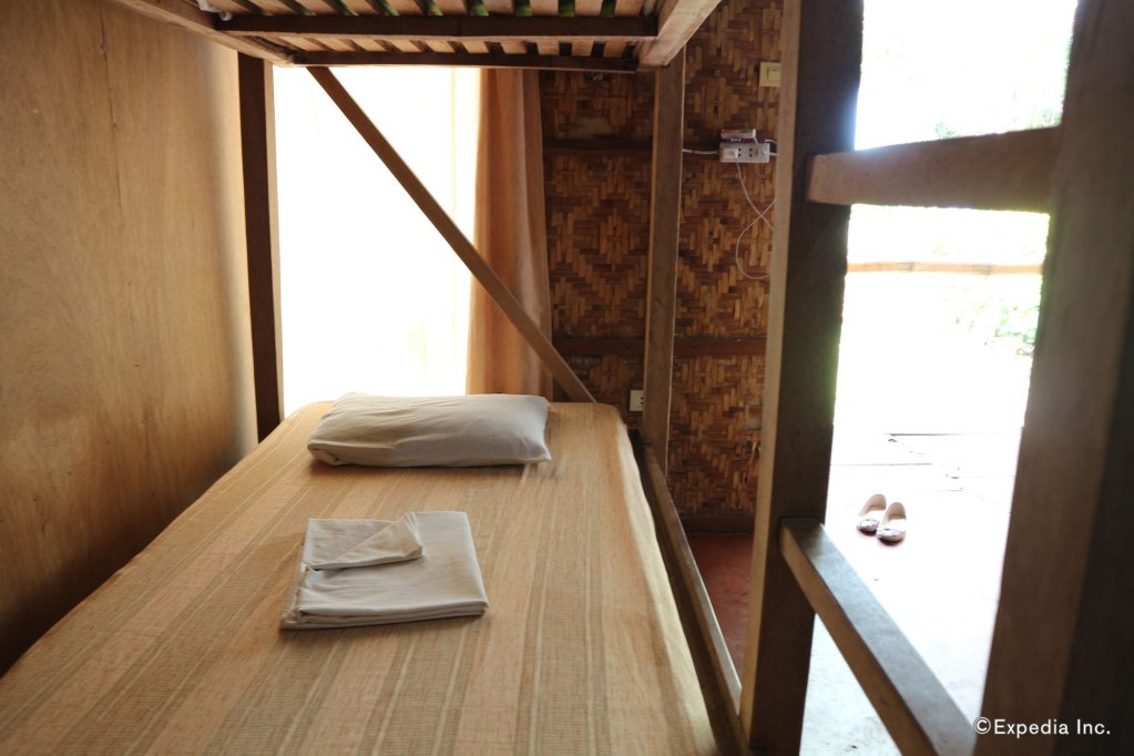 toris backpackers paradise