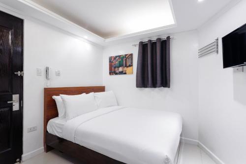 nest nano suites poblacion makati