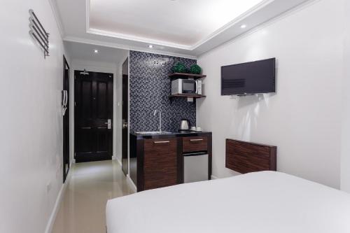 nest nano suites poblacion makati