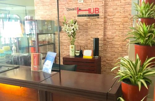 davao hub dormitel bed and breakfast