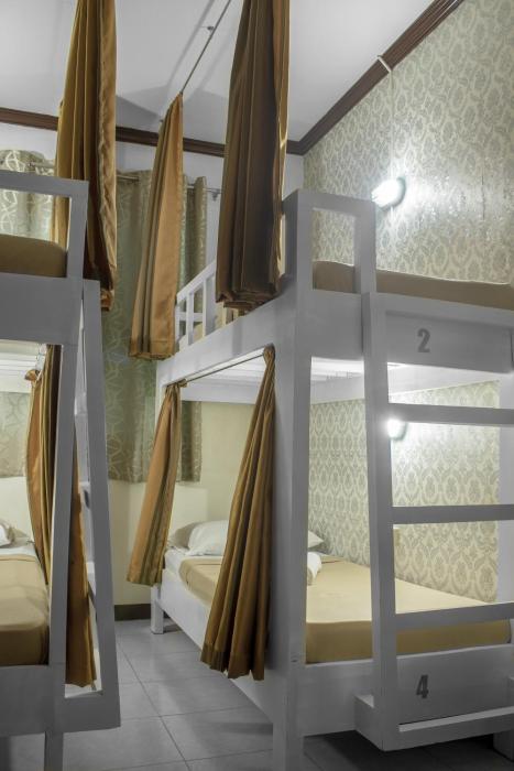 davao hub dormitel bed and breakfast