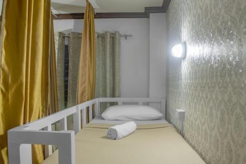 davao hub dormitel bed and breakfast