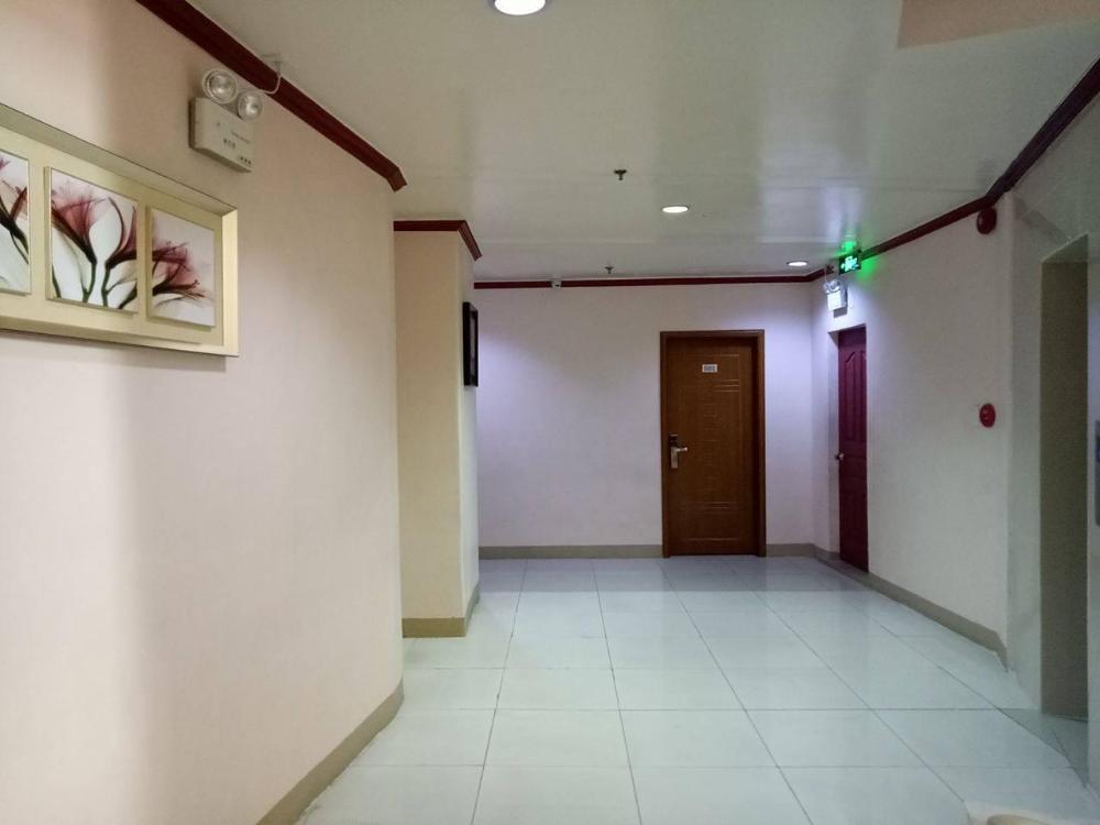 meaco royal hotel taytay