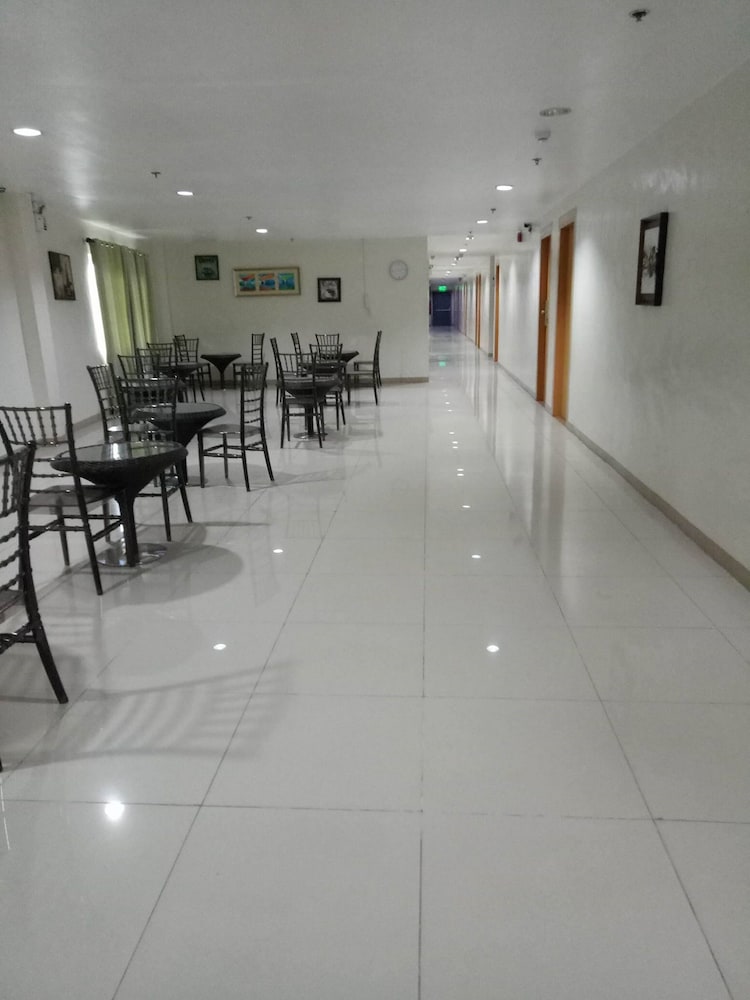 meaco hotel royal tayuman