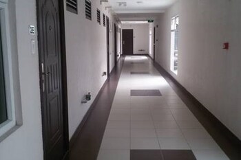 Pacific Coast Residences,Malabon>>Las Pinas,3 star