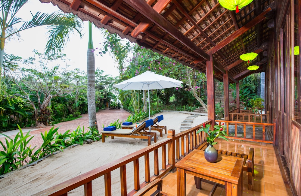 chez carole beach resort and spa