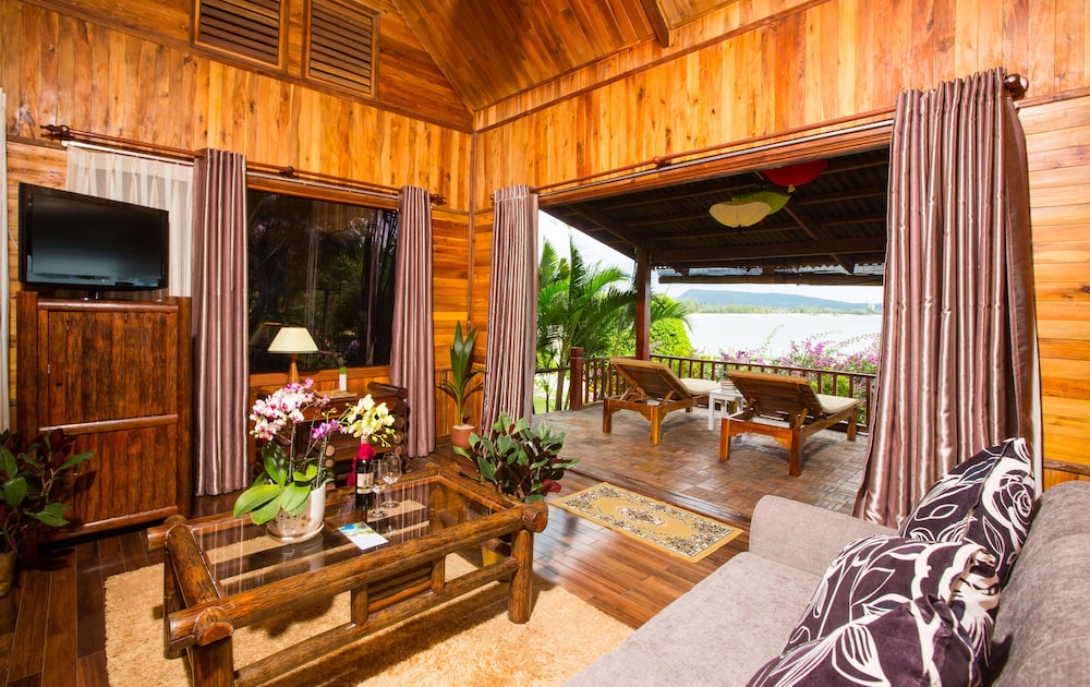 chez carole beach resort and spa