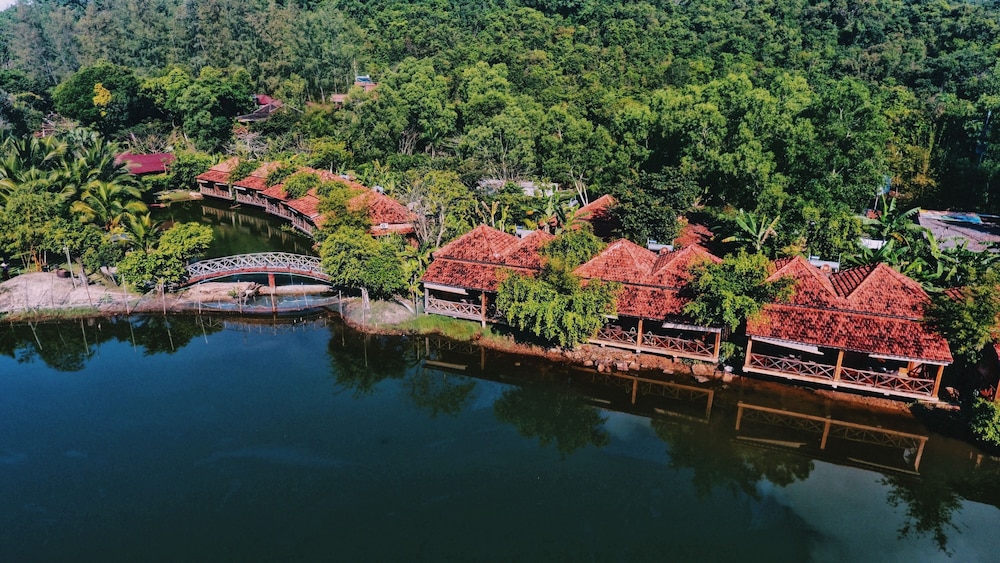 chez carole beach resort and spa