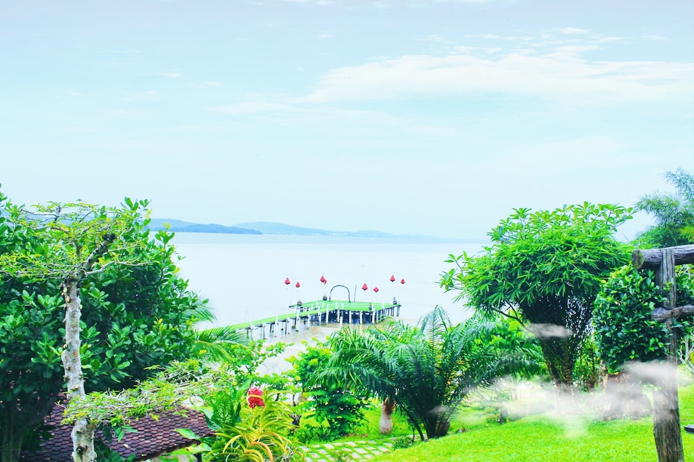 chez carole beach resort and spa