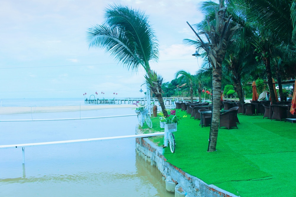 chez carole beach resort and spa