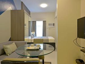 currency serviced suites