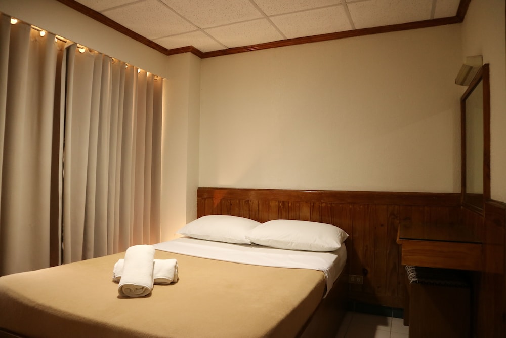 puerto de san juan beach resort hotel