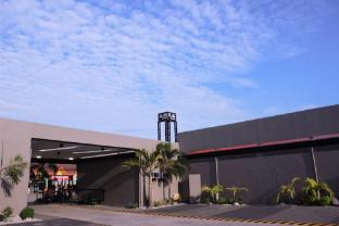 the horizon suites and arcade