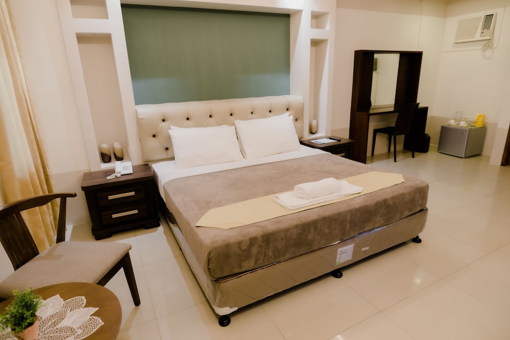 the horizon suites and arcade