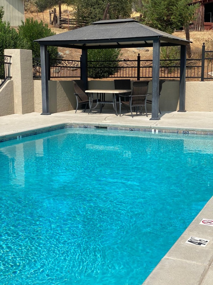 Country Inn Sonora,Sonora>>Jamestown,3 star