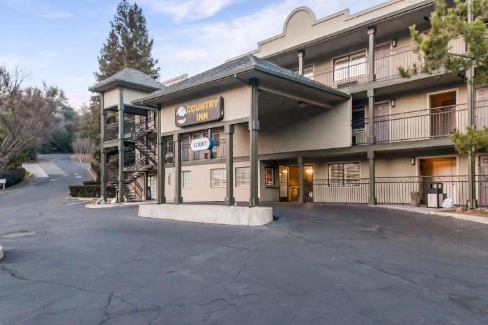 country inn sonora