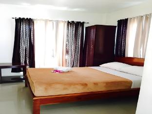 s e hotel and residence