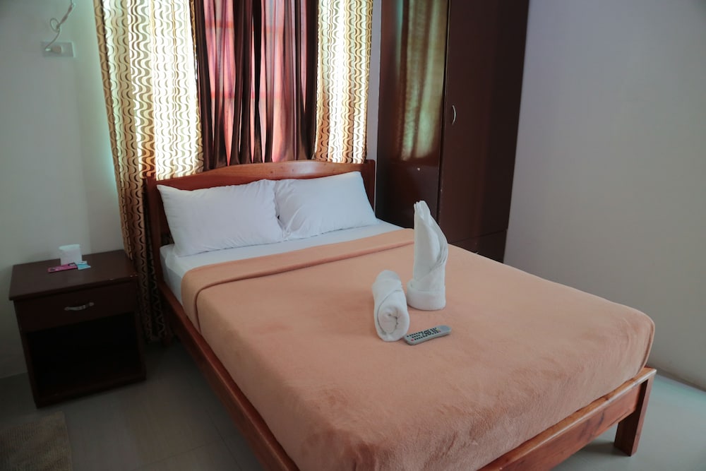 s e hotel and residence