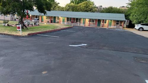 Jumping Frog Motel,Calaveras County>>Angels Camp,2 star