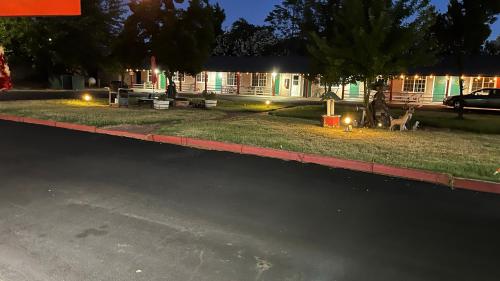 Jumping Frog Motel,Calaveras County>>Angels Camp,2 star