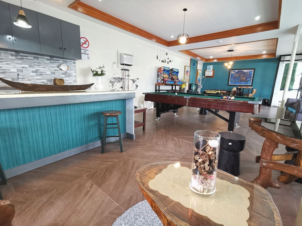 pescadores suites moalboal