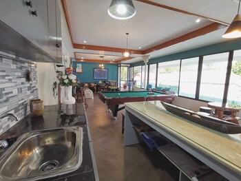 Pescadores Suites Moalboal,Cebu Island>>Cebu,3 star