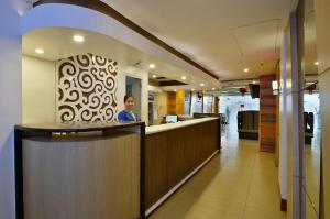 hotel 99 monumento caloocan