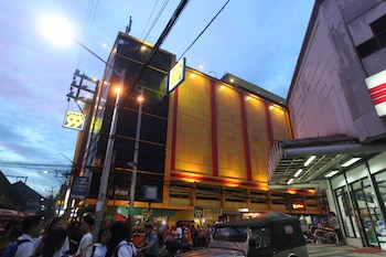 hotel 99 monumento caloocan