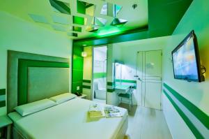 hotel 99 monumento caloocan