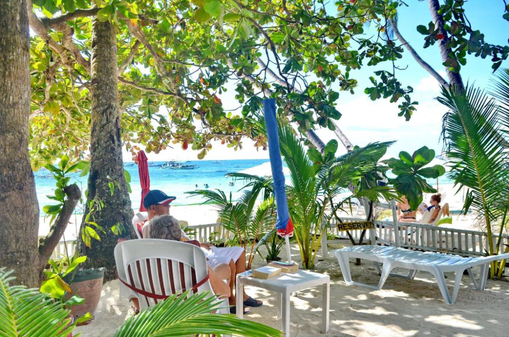 sandals inn