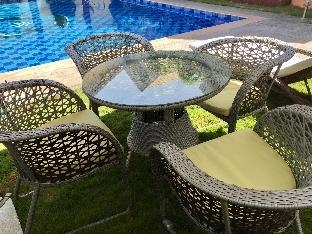 the executive villa inn and suites