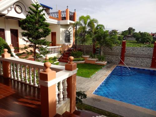 the executive villa inn and suites