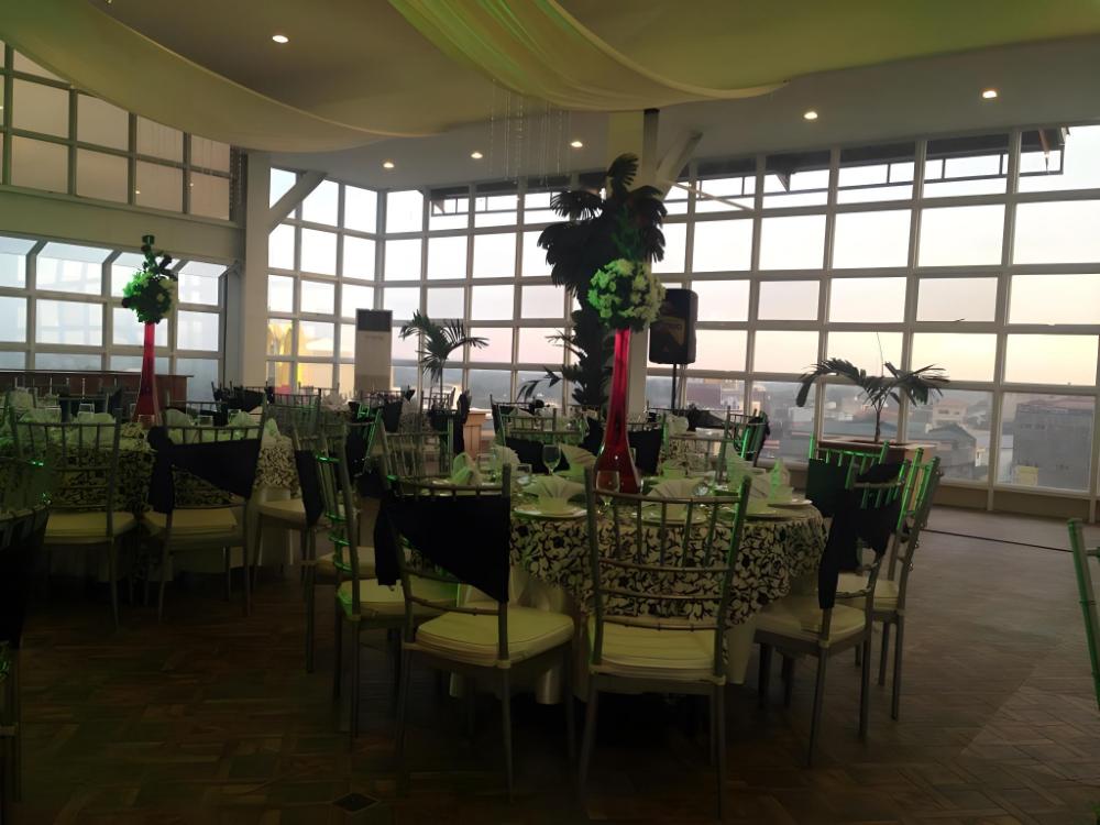 queen margarette hotel downtown