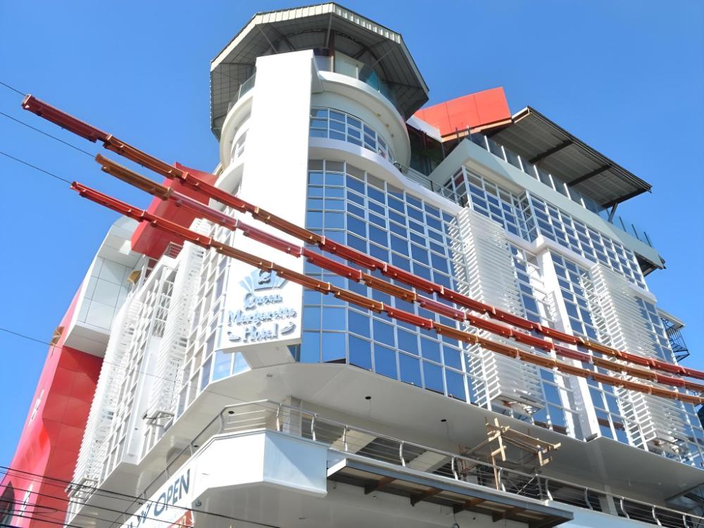 queen margarette hotel downtown