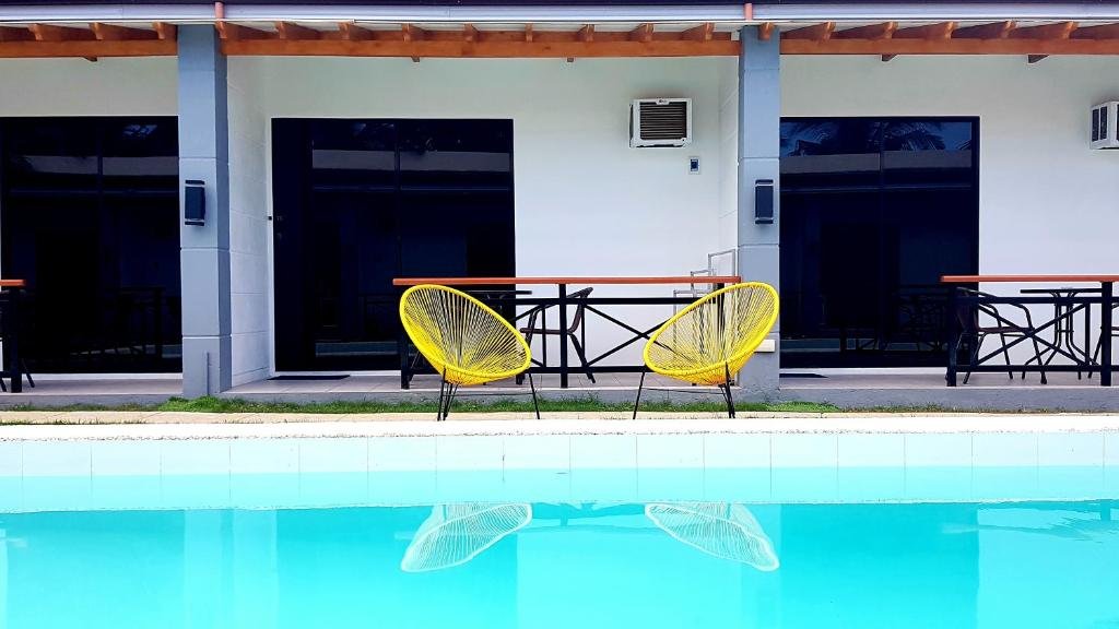 Positano Alona Beach Panglao,Danao Beach>>Bohol,3 star