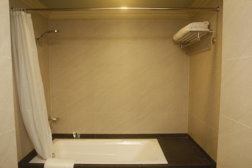 herald suites polaris
