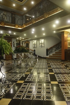 Herald Suites Polaris,Makati>>Antipolo,4 star