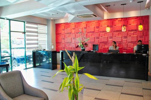 new dawn hotel plus