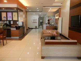 the studio 87 residences