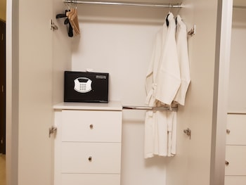 luxe in venice the venice residences