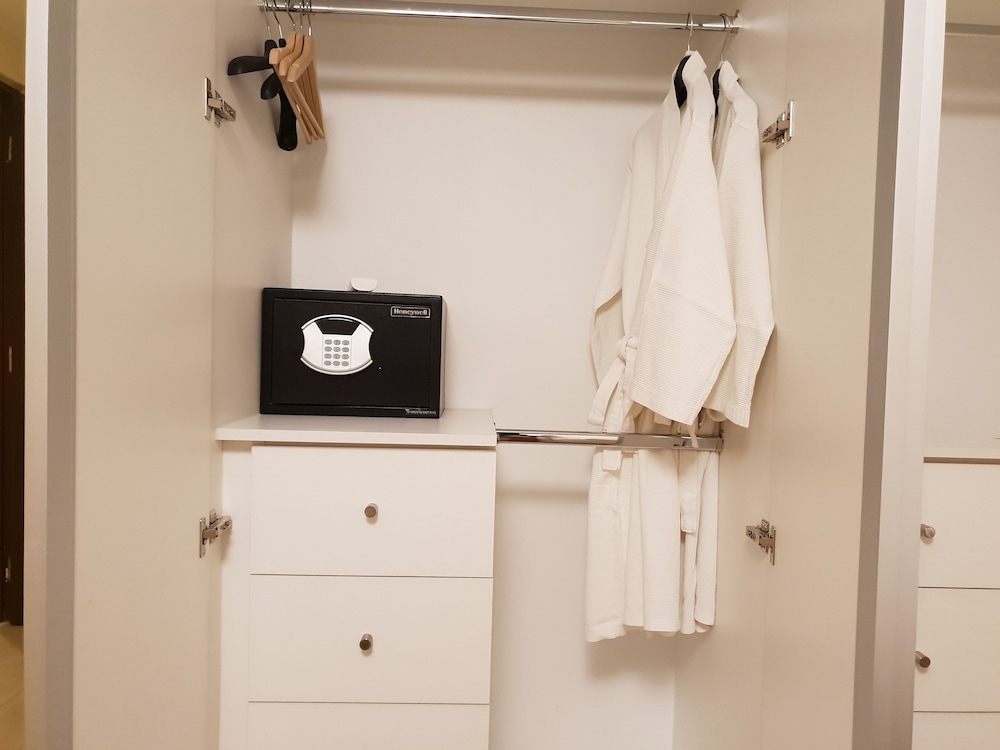 luxe in venice the venice residences